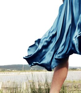 what-you-must-know-about-satin-skirts